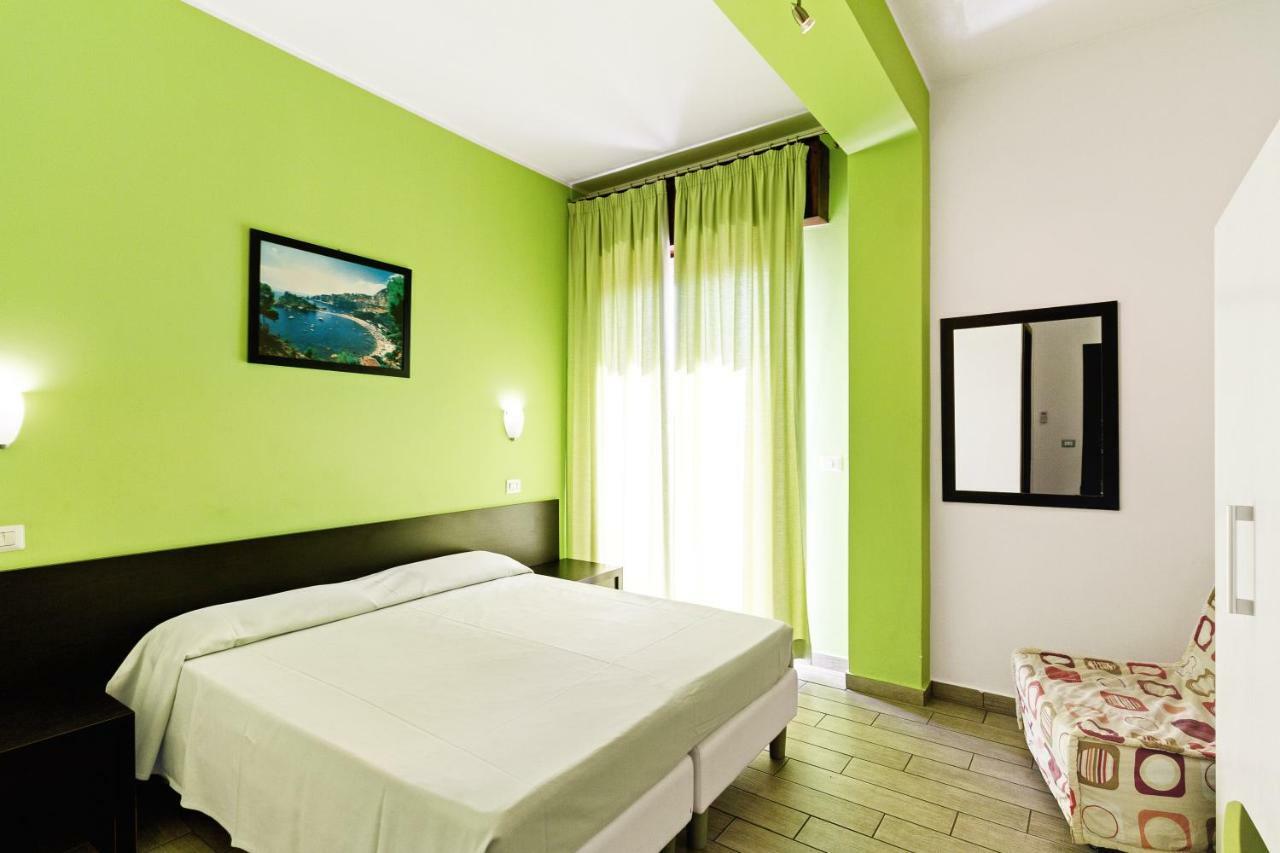 Seaview Terrace Sunny Apartment Giardini Naxos Exteriör bild
