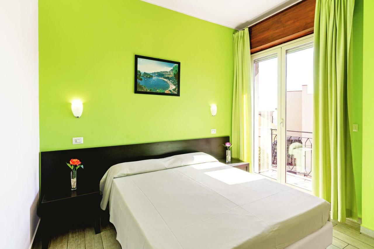 Seaview Terrace Sunny Apartment Giardini Naxos Exteriör bild